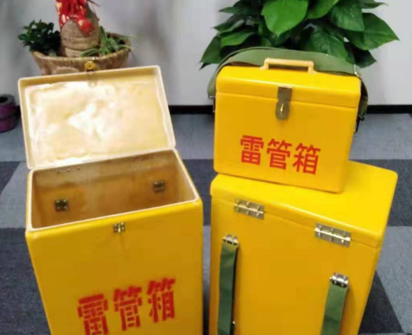 行唐玻璃钢雷管箱有哪些特点